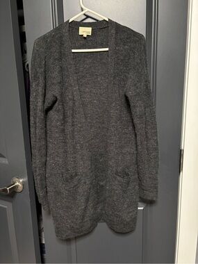 Wilfred Charcoal Gray Open-Front Pocket Cardigan